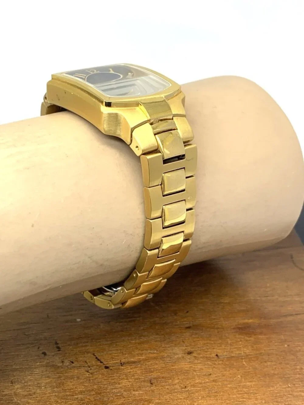 Philip Stein Signature Women's Watch Quartz Blue Dial Gold Stainless Steel 28mm